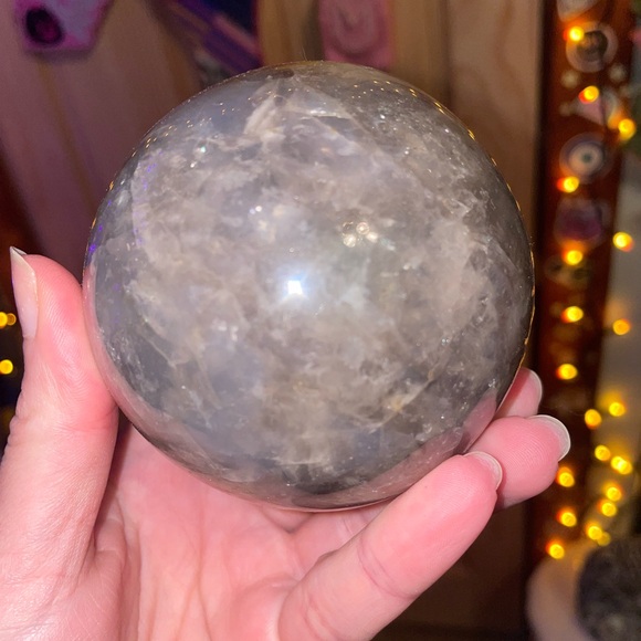 Blue rose quartz sphere - Picture 6 of 15